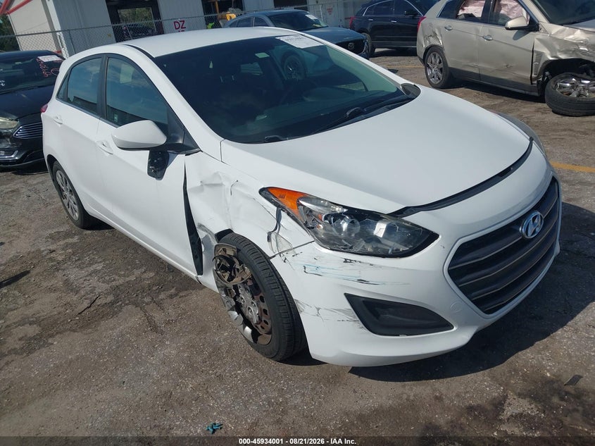 2017 HYUNDAI ELANTRA GT auction photo 6