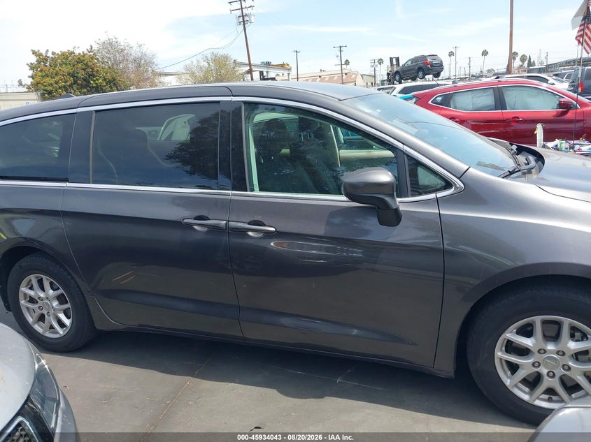 CHRYSLER PACIFICA - zdjęcie 13