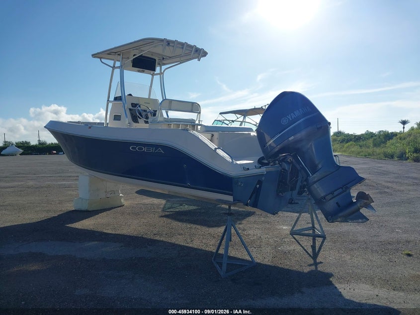 2008 COBIA 25' auction photo 3