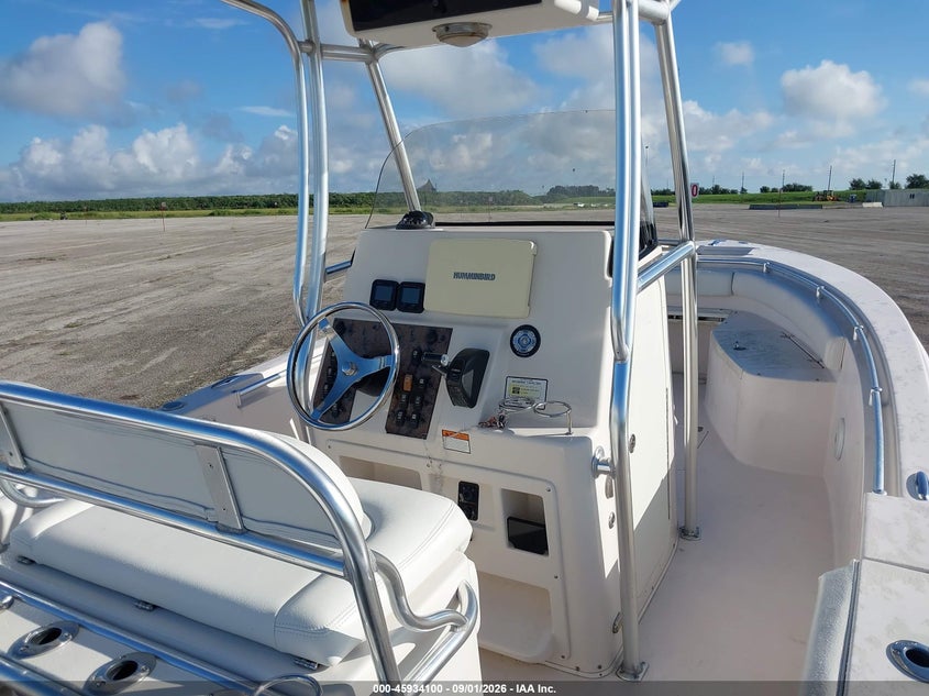 2008 COBIA 25' auction photo 5