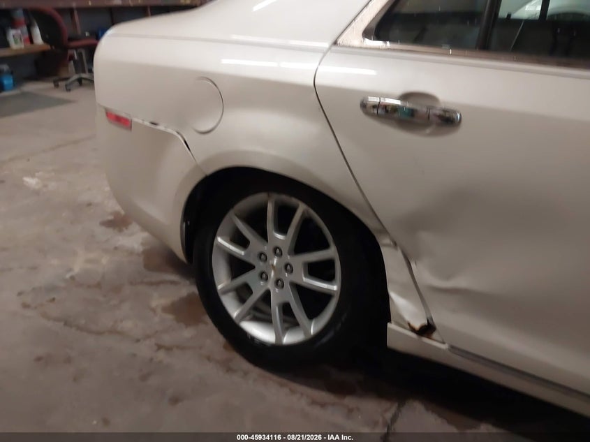2011 CHEVROLET MALIBU auction photo 6