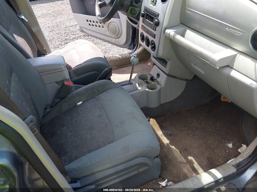 2008 CHRYSLER PT CRUISER auction photo 5