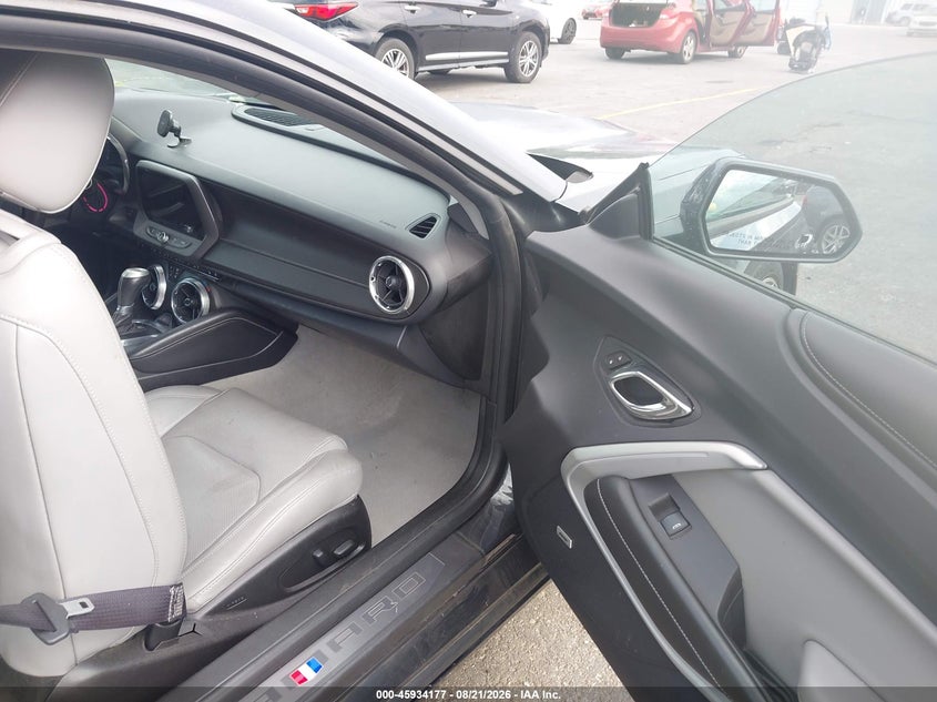 2016 CHEVROLET CAMARO auction photo 5