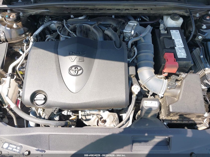 TOYOTA CAMRY - zdjęcie 10