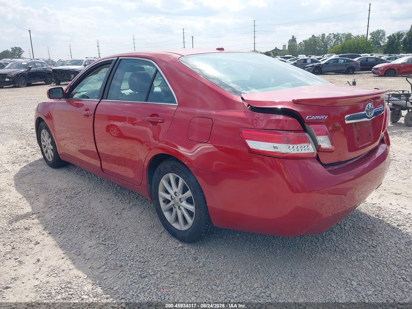 2011 TOYOTA CAMRY auction photo 3