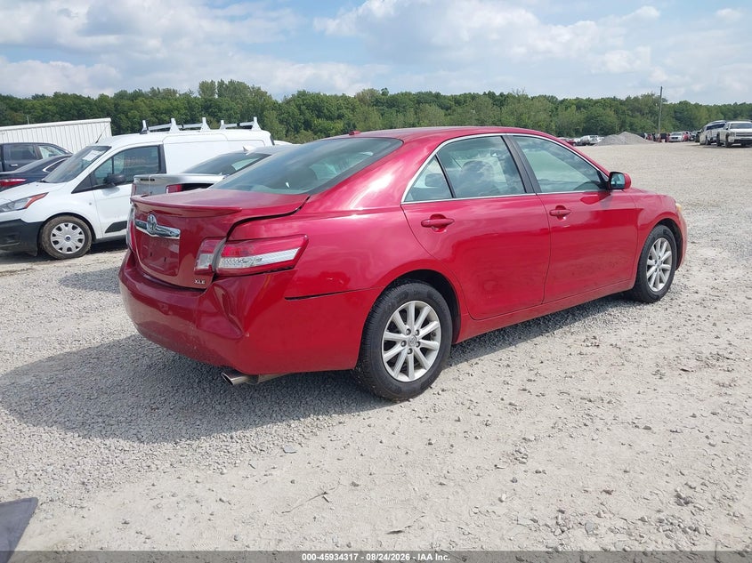 2011 TOYOTA CAMRY auction photo 4