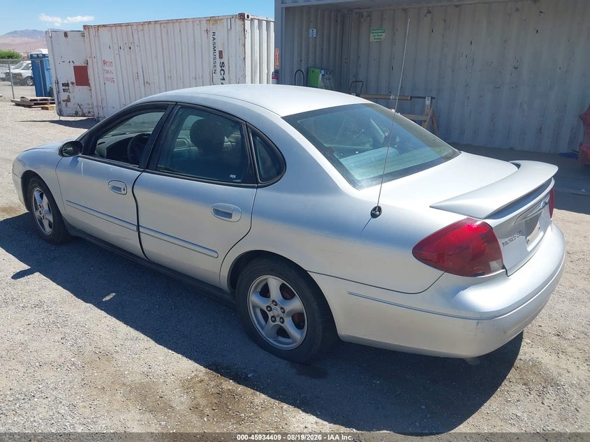 2002 FORD TAURUS auction photo 3