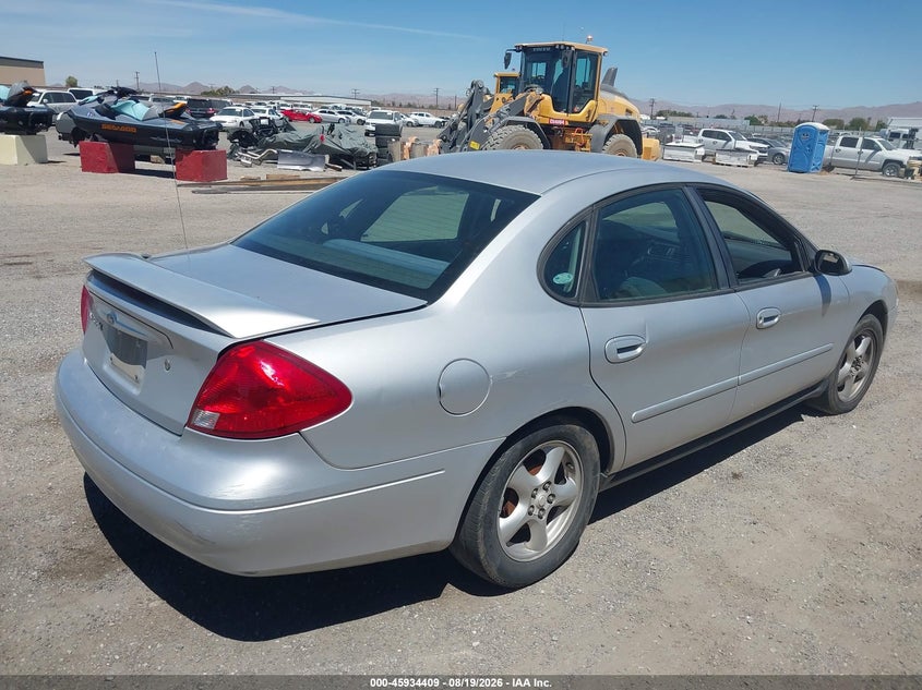 2002 FORD TAURUS auction photo 4