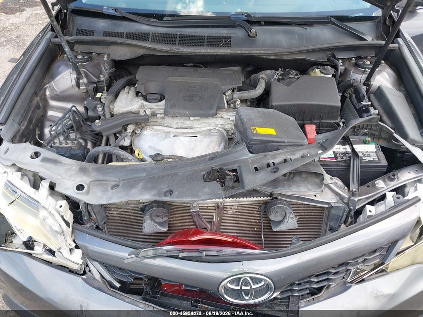2014 TOYOTA CAMRY SE - zdjęcie 10