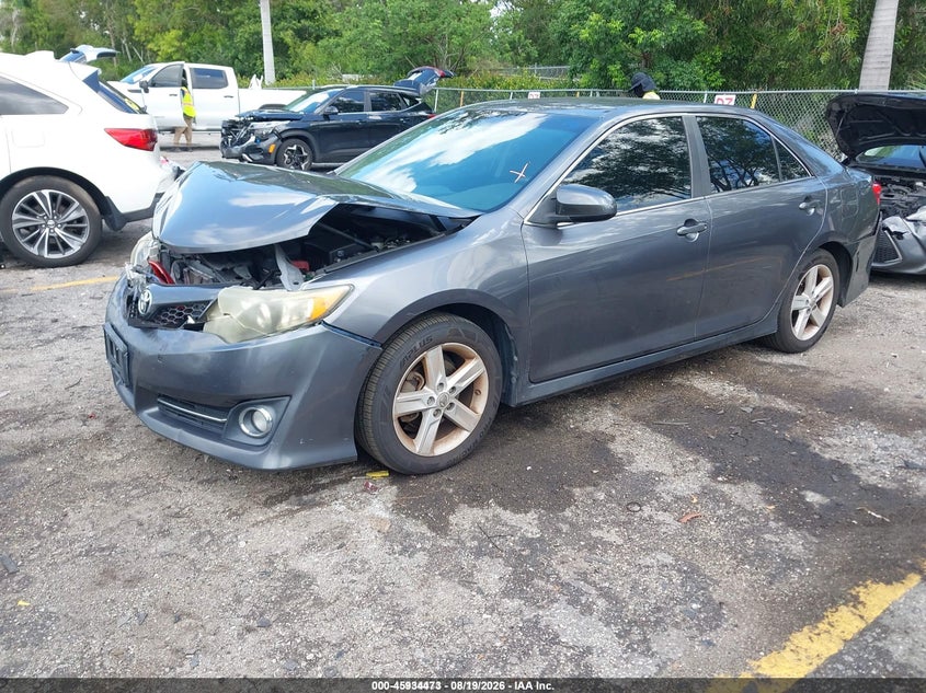 2014 Toyota Camry, Front & Rear, IAAI, VIN 4T1BF1FK3EU432115 — photo 2