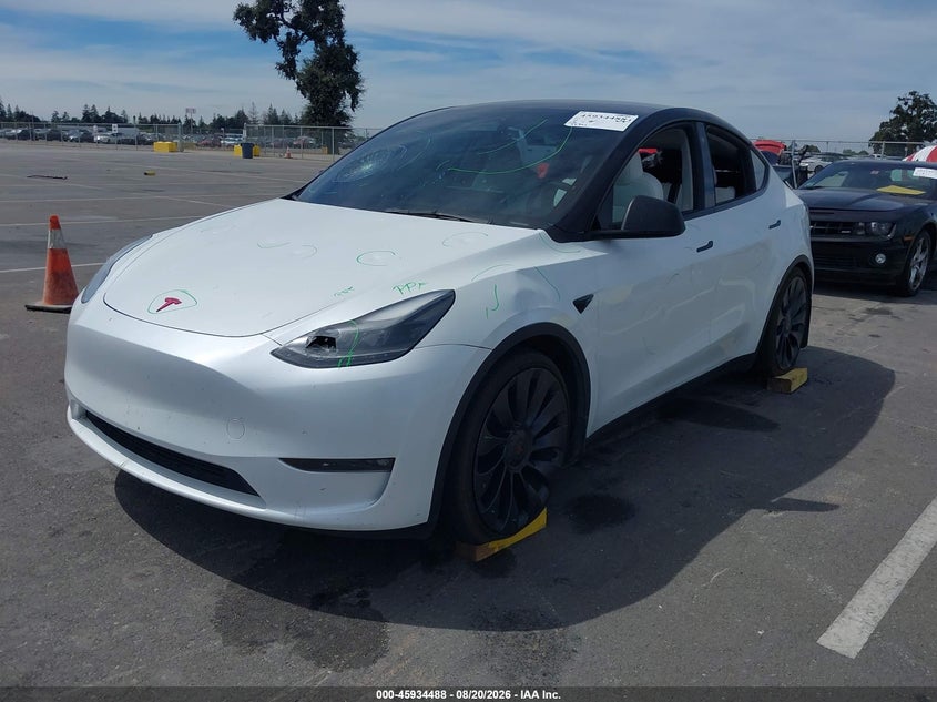 2023 Tesla Model Y, Вандализм, IAAI, VIN 7SAYGDEF3PF740868 — фото 2