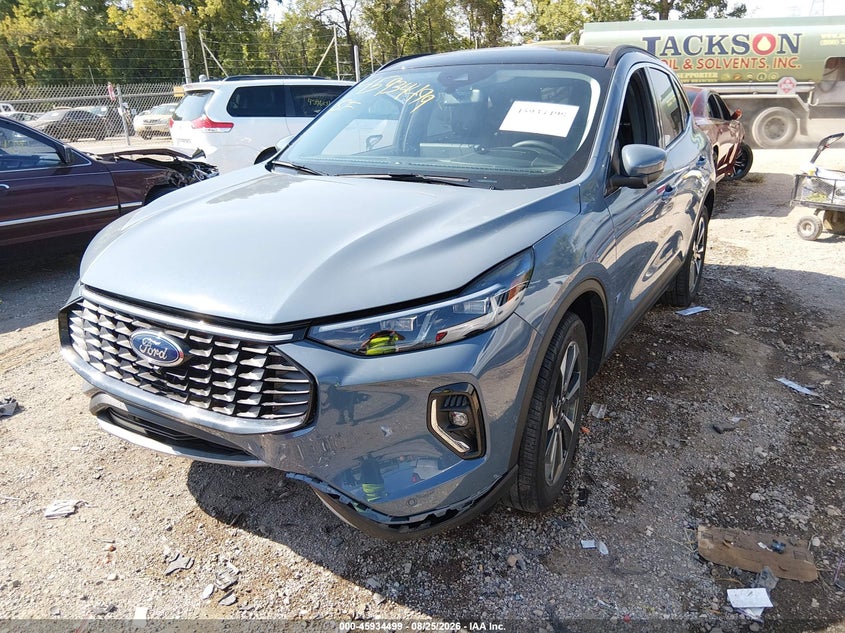 2023 Ford Escape, Front End, IAAI, VIN 1FMCU9JA6PUA75071 — photo 2