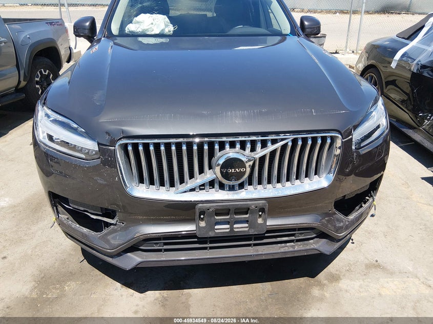 VOLVO XC90 RECHARGE PLUG-IN HYBRID - zdjęcie 6