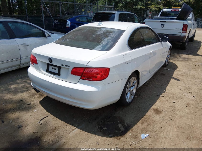 2012 BMW 328I auction photo 4