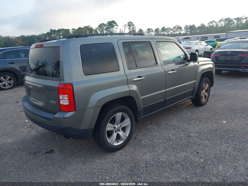 2014 JEEP PATRIOT LATITUDE - zdjęcie 4