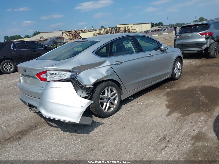 2015 FORD FUSION SE · Фото 4