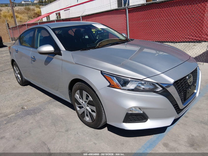 2022 NISSAN ALTIMA auction photo 1