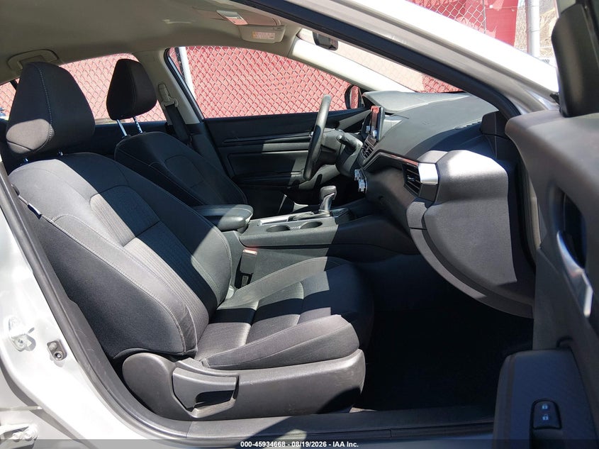 2022 NISSAN ALTIMA auction photo 5