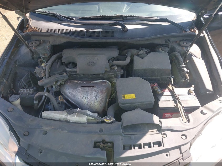 TOYOTA CAMRY - zdjęcie 10