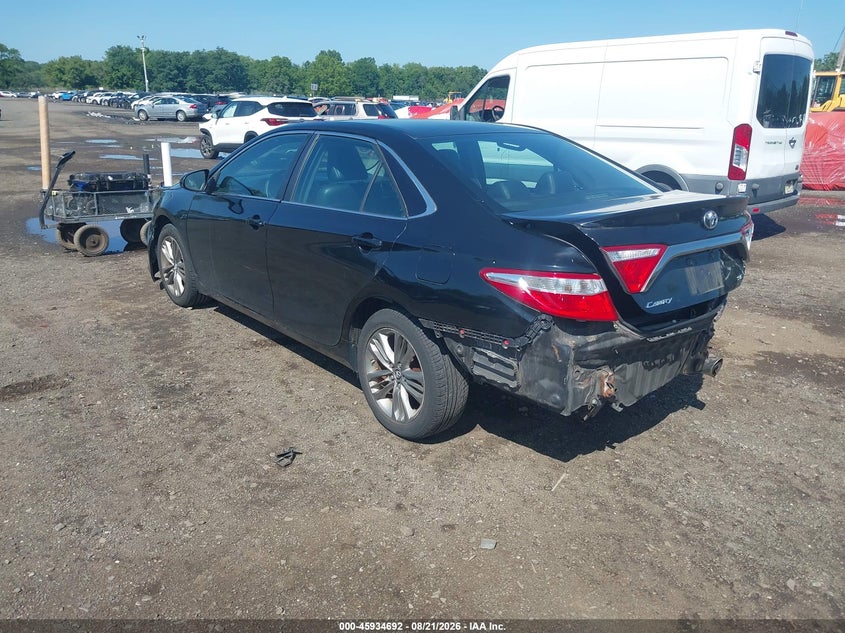 TOYOTA CAMRY - zdjęcie 3