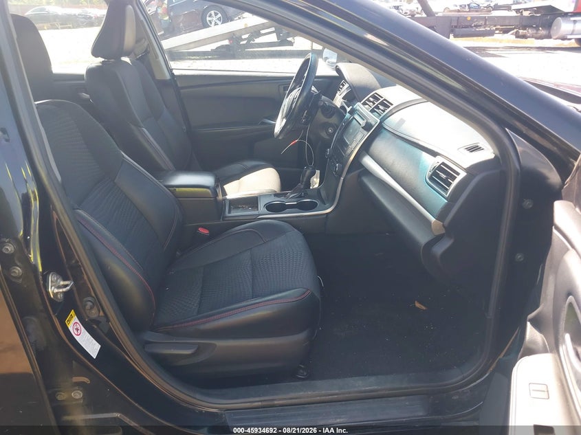 TOYOTA CAMRY - zdjęcie 5