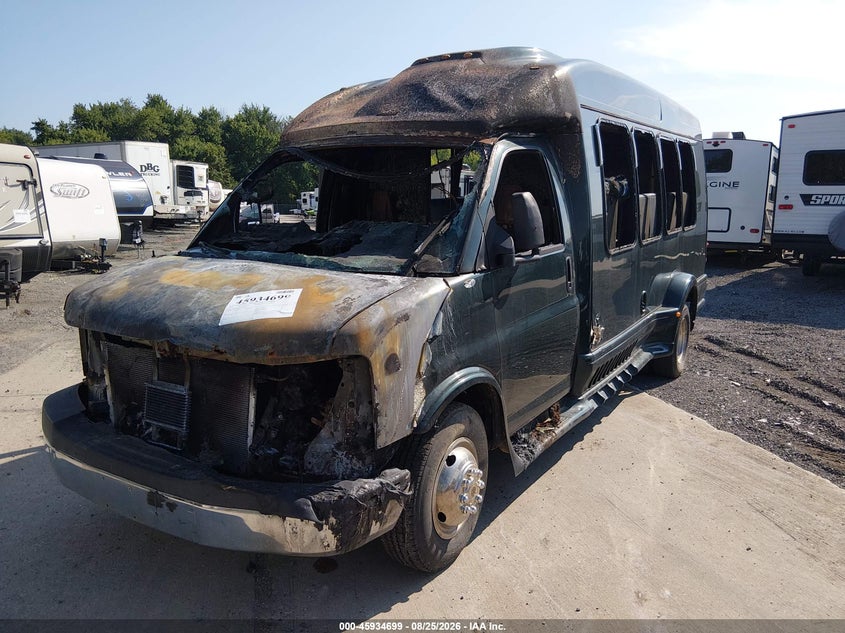 2009 Chevrolet Express, Полностью сгорел, IAAI, VIN 1GBJG31KX91101656 — фото 2