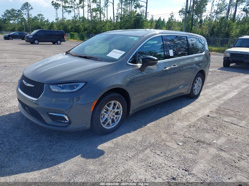 2025 Chrysler Pacifica, Engine Damage, IAAI, VIN 2C4RC1BG0SR544960 — photo 2