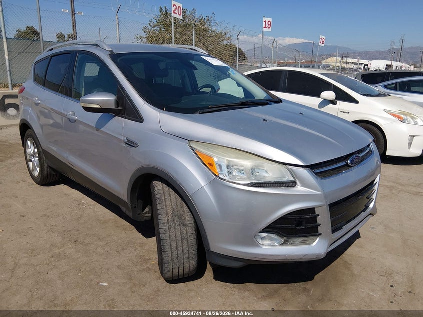 Vin: 1fmcu9jx4fub33956, lot: 46433882, ford escape titanium 2015 img_1