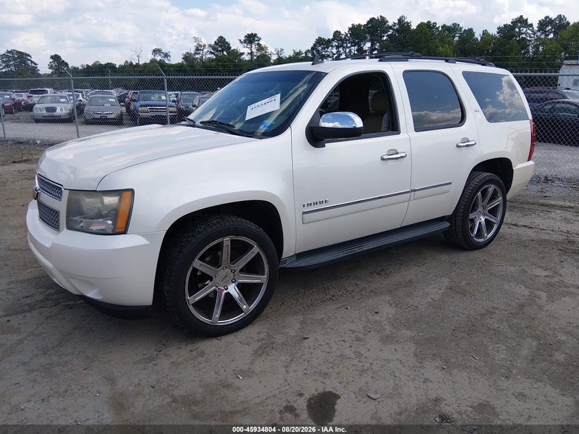 2011 Chevrolet Tahoe, Normal Wear & Tear, IAAI, VIN 1GNSKCE04BR241580 — photo 2