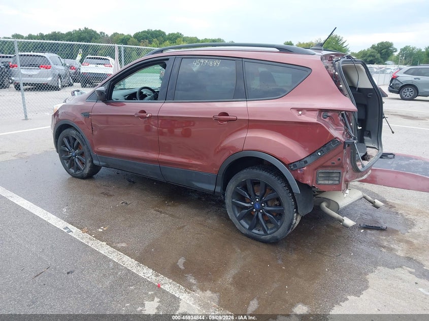 Vin: 1fmcu9gd6jua83387, lot: 46433985, ford escape se 20183