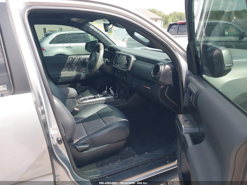 2021 TOYOTA TACOMA auction photo 5