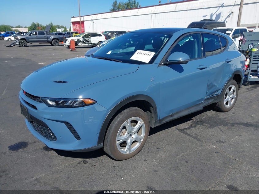 2023 Dodge Hornet, Left Side, IAAI, VIN ZACNDFBN3P3A06733 — photo 2