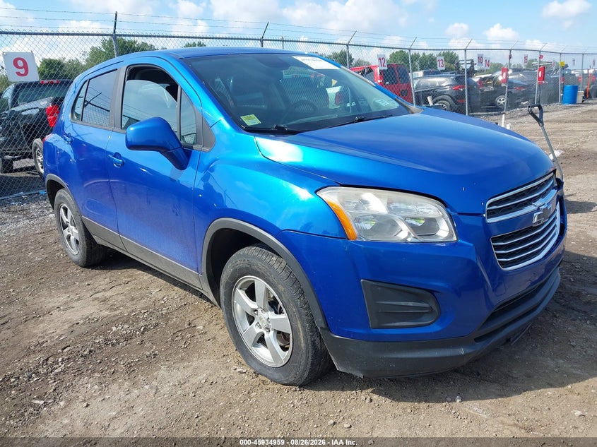 2015 CHEVROLET TRAX auction photo 1