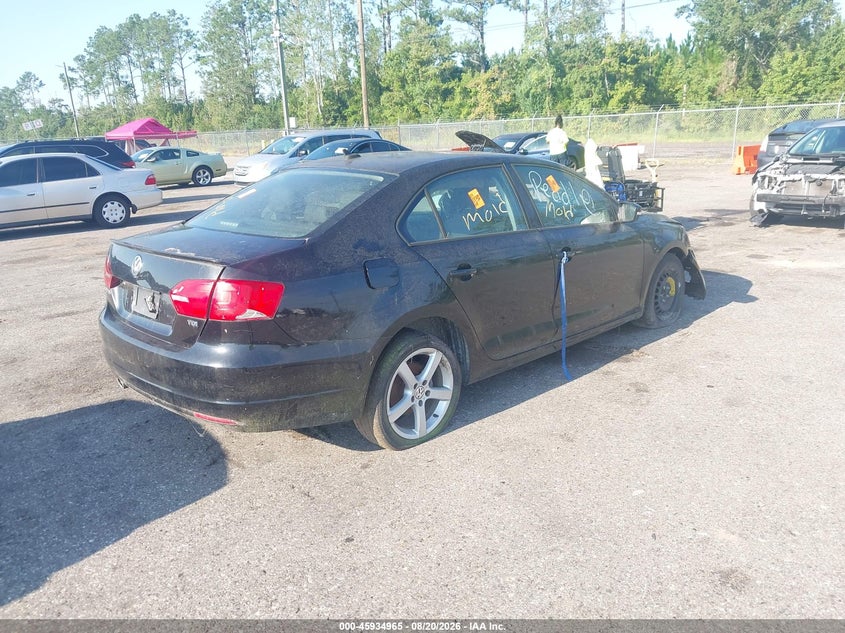 2011 VOLKSWAGEN JETTA auction photo 4