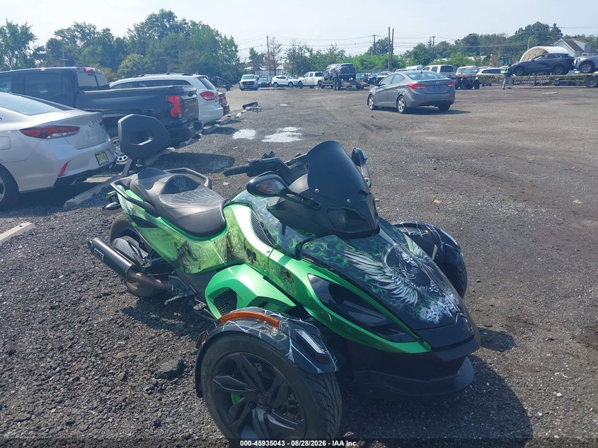 2013 CAN-AM SPYDER ROADSTER auction photo 1