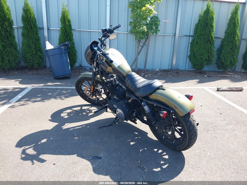 HARLEY-DAVIDSON XL883 2016