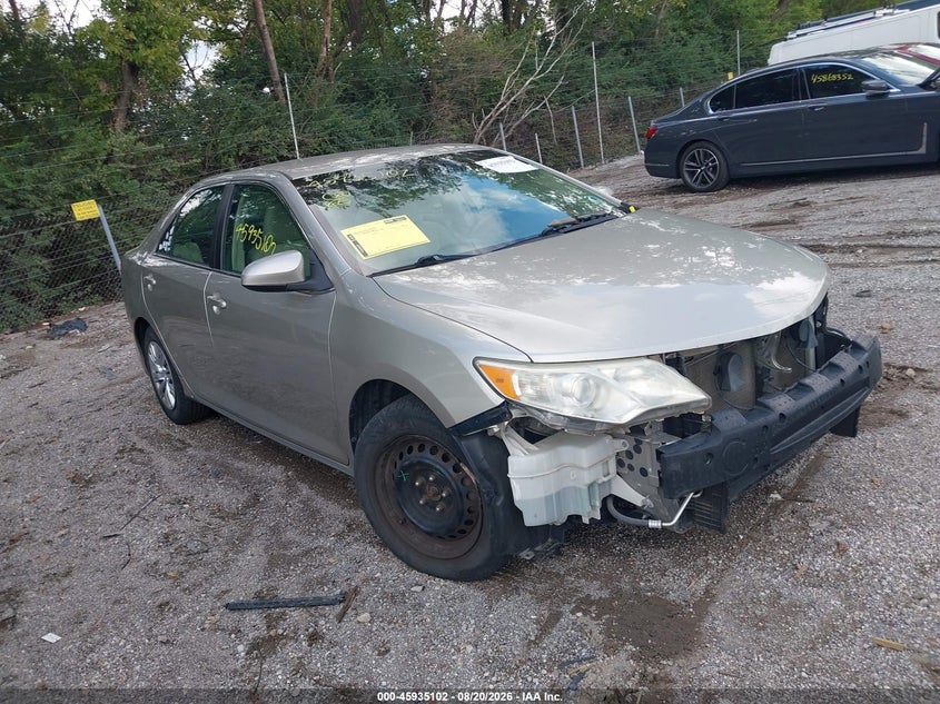 2014 TOYOTA CAMRY auction photo 1