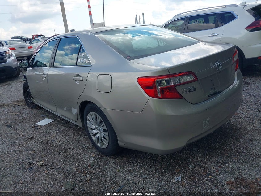 2014 TOYOTA CAMRY auction photo 3