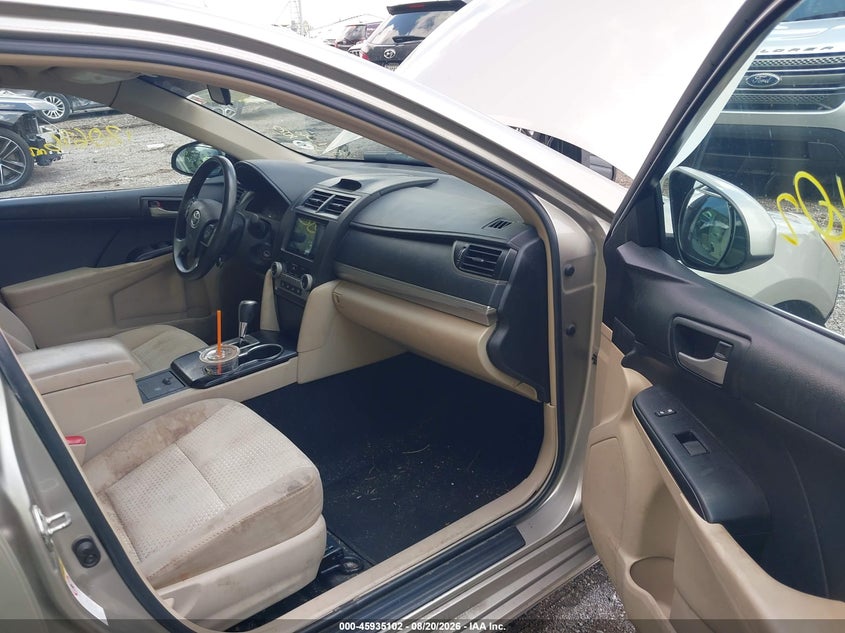 2014 TOYOTA CAMRY auction photo 5