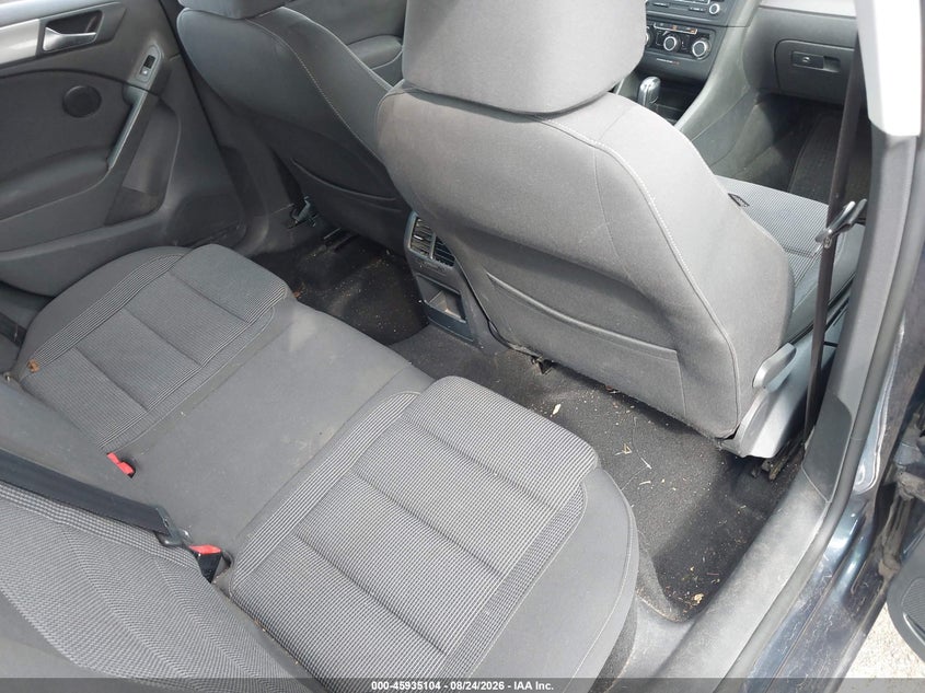 VOLKSWAGEN GOLF 2013 VIN WVWDB7AJ2DW076270