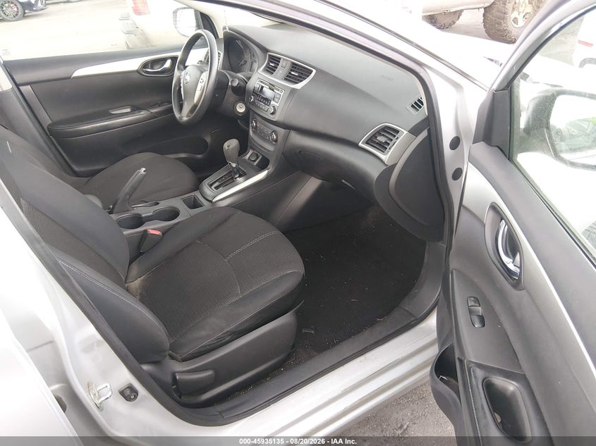2017 NISSAN SENTRA auction photo 5