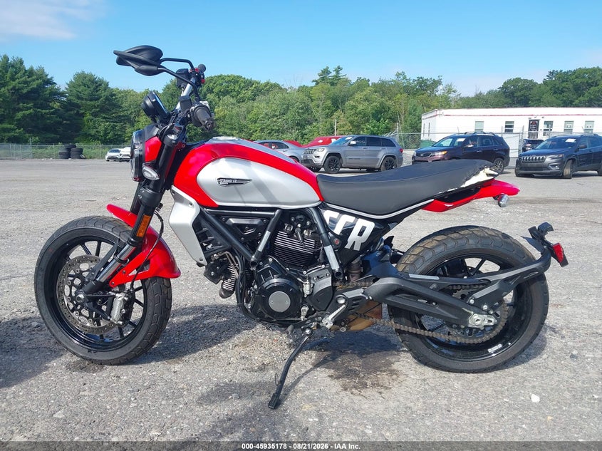 DUCATI SCRAMBLER 2025