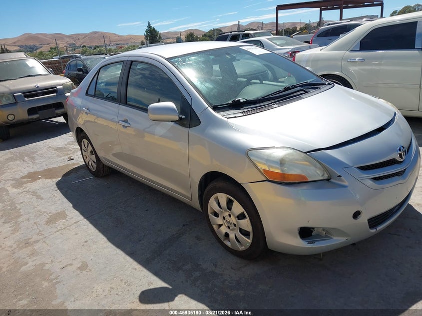 2008 TOYOTA YARIS auction photo 1