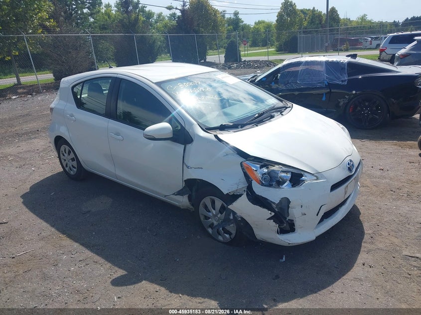 Vin: jtdkdtb35e1568980, lot: 46434324, toyota prius c two 2014 img_1