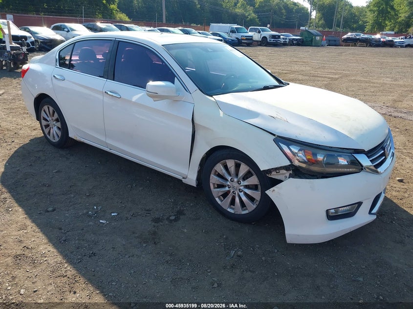 2013 HONDA ACCORD auction photo 1