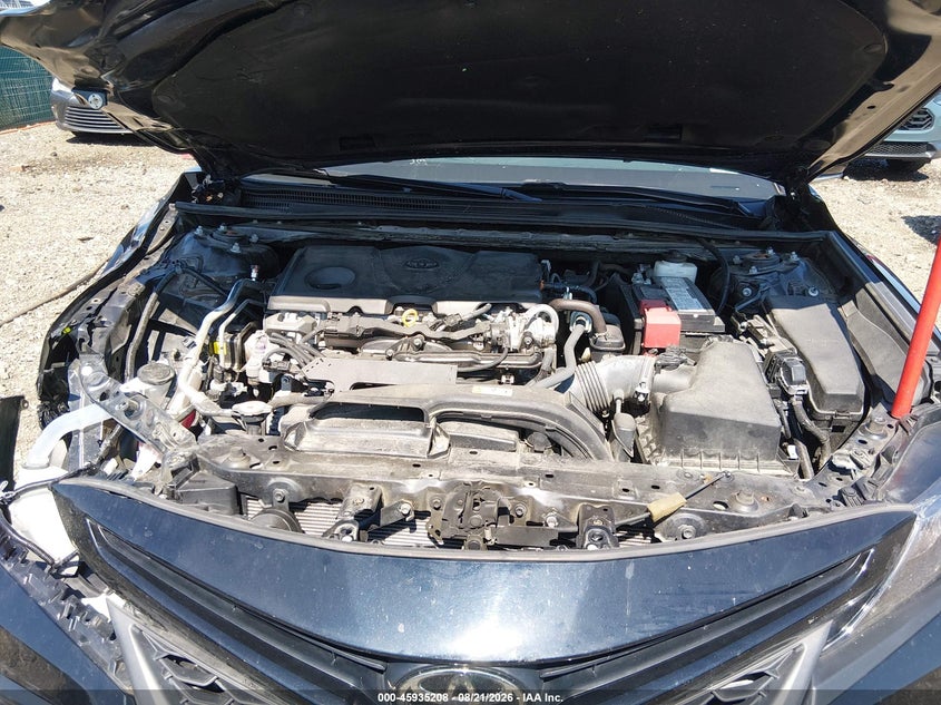 TOYOTA CAMRY - zdjęcie 10