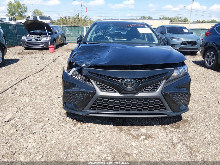 TOYOTA CAMRY - zdjęcie 6