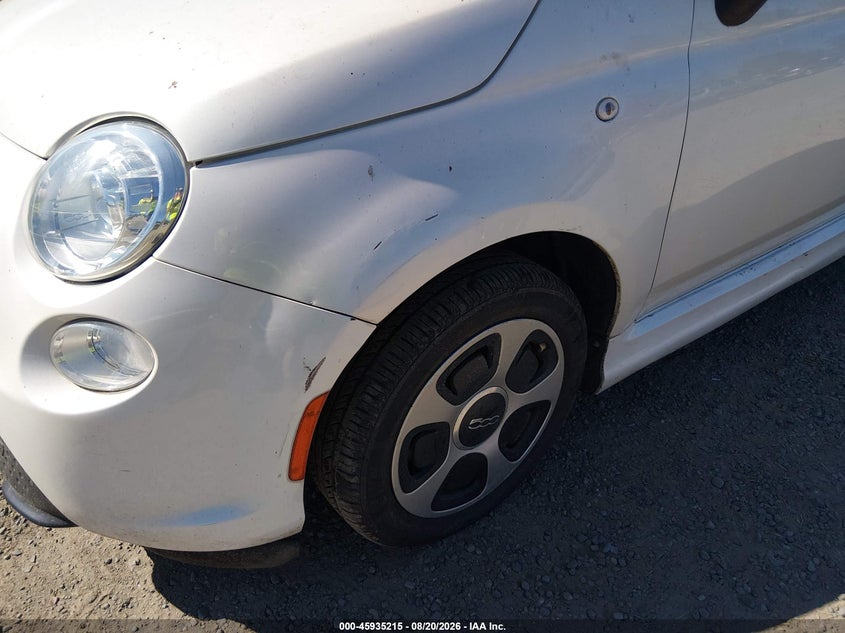 2016 FIAT 500E auction photo 6