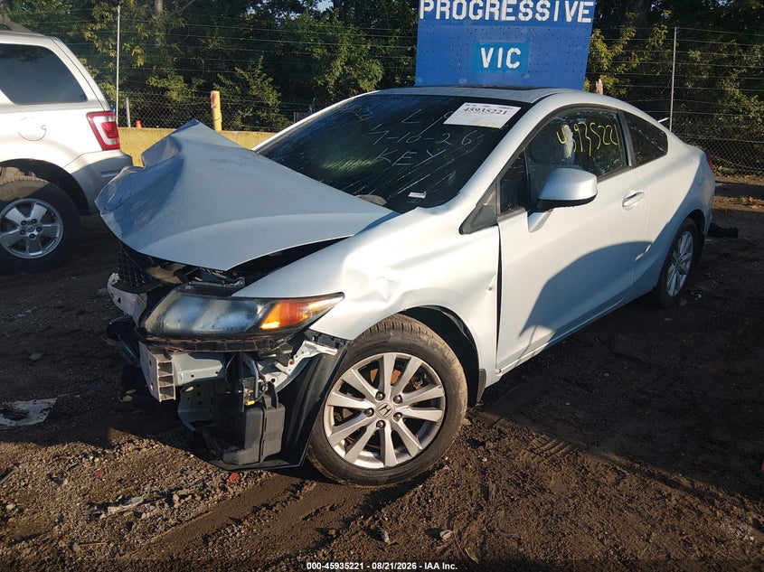 2012 Honda Civic, Front End, IAAI, VIN 2HGFG3B8XCH517348 — photo 2