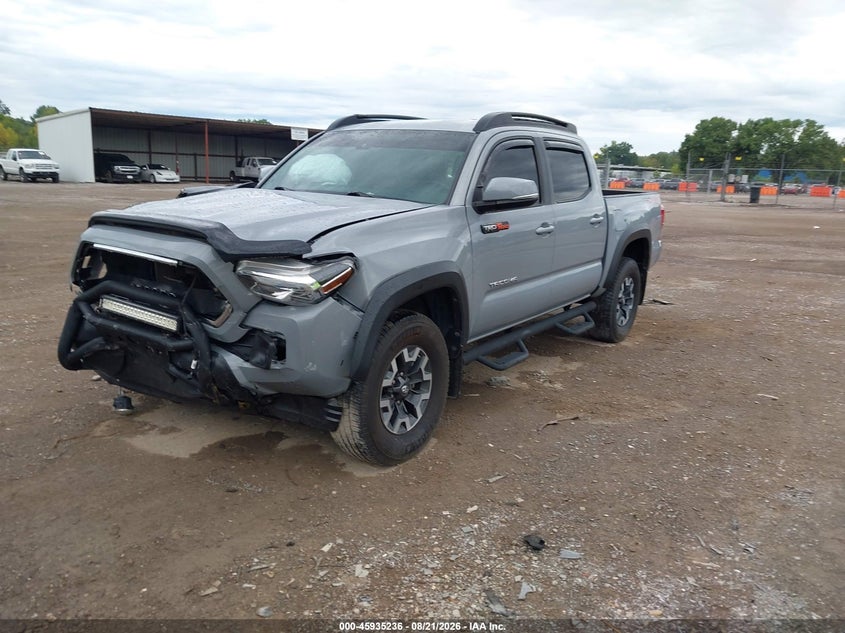 2019 TOYOTA TACOMA auction photo 2